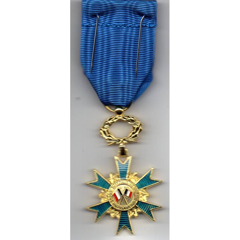 Officier de l'Ordre National du Mérite