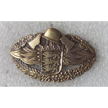 Allemagne : Sapeurs Pompiers insigne d'Honneur BADEN WURTENBERG bronze