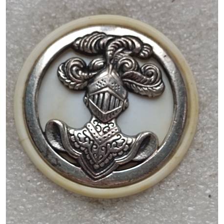 Dragons - insigne de bérêt avec plastron blanc