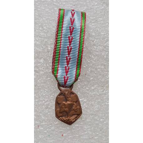 Médaille Commémorative Guerre 1939-1945 réduction