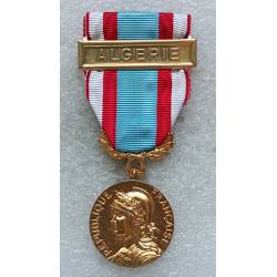 Médaille Commémorative des Opérations de Sécurité et Maintien de l'Ordre avec agrafe ALGERIE