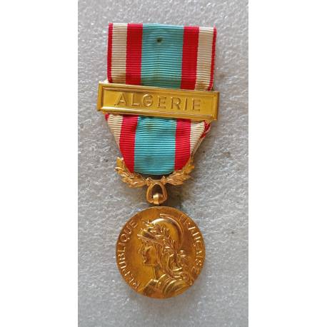 Médaille Commémorative des Opérations de Sécurité et Maintien de l'Ordre avec agrafe ALGERIE