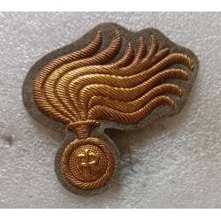 ITALIE : Carabinieri insigne de casquette (en canetille) (tissu)