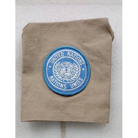 brassard kaki avec écusson de l'ONU