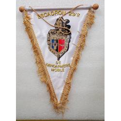 Fanion de l'Escadron de Gendarmerie Mobile 23/2 Mont De Marsant 17,5x26cm+franges