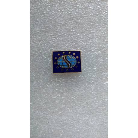 Mappemonde sur drapeau européen