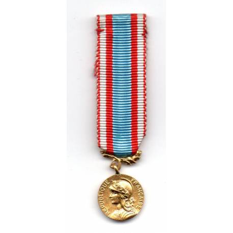 Médaille Commémorative des Opérations de Sécurité et Maintien de l'Ordre (réduction)
