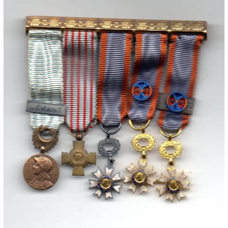 Lot de 5 décorations miniatures