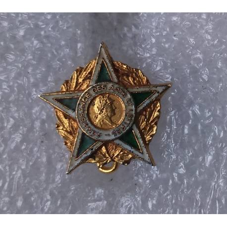 insigne de boutonnière Renaissance des Arts et Lettres